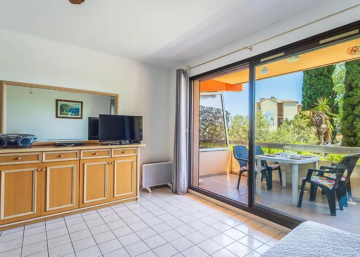 Le Diamant By Interhome Apartman Le Lavandou